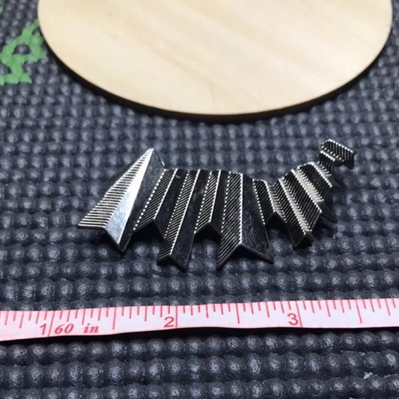 🗜 Metalware Ear Cuff 🗜 - Picture 8 of 8